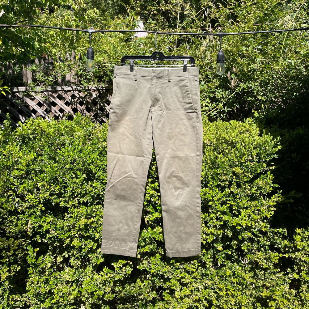 Banana Republic Aiden Slim Olive